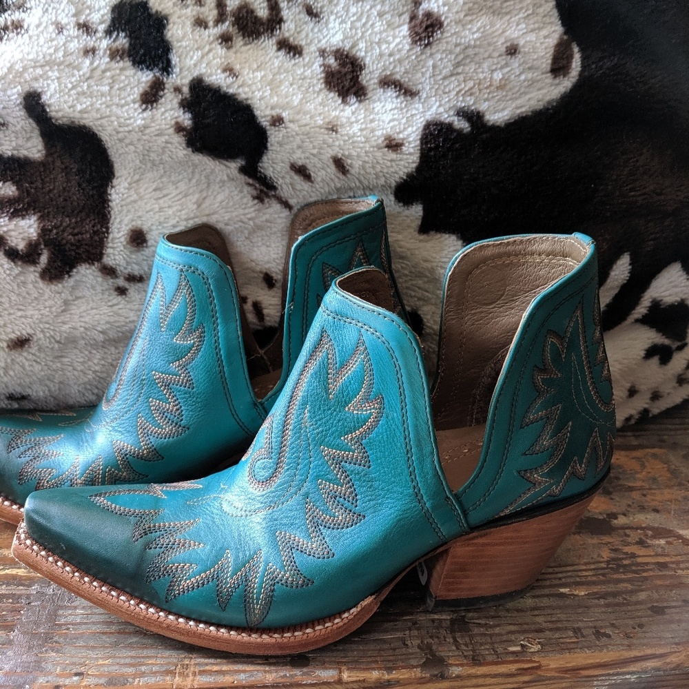 Ariat "Dixon" Boots